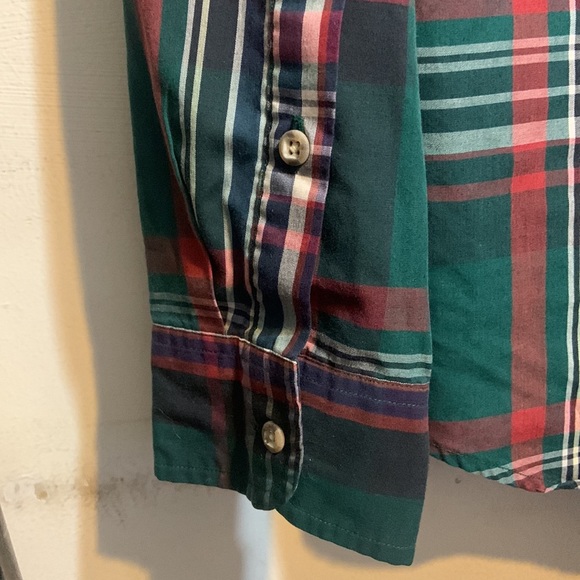 GREEN MALE BUTTON-DOWN PLAID SHIRT!!! - Picture 6 of 8